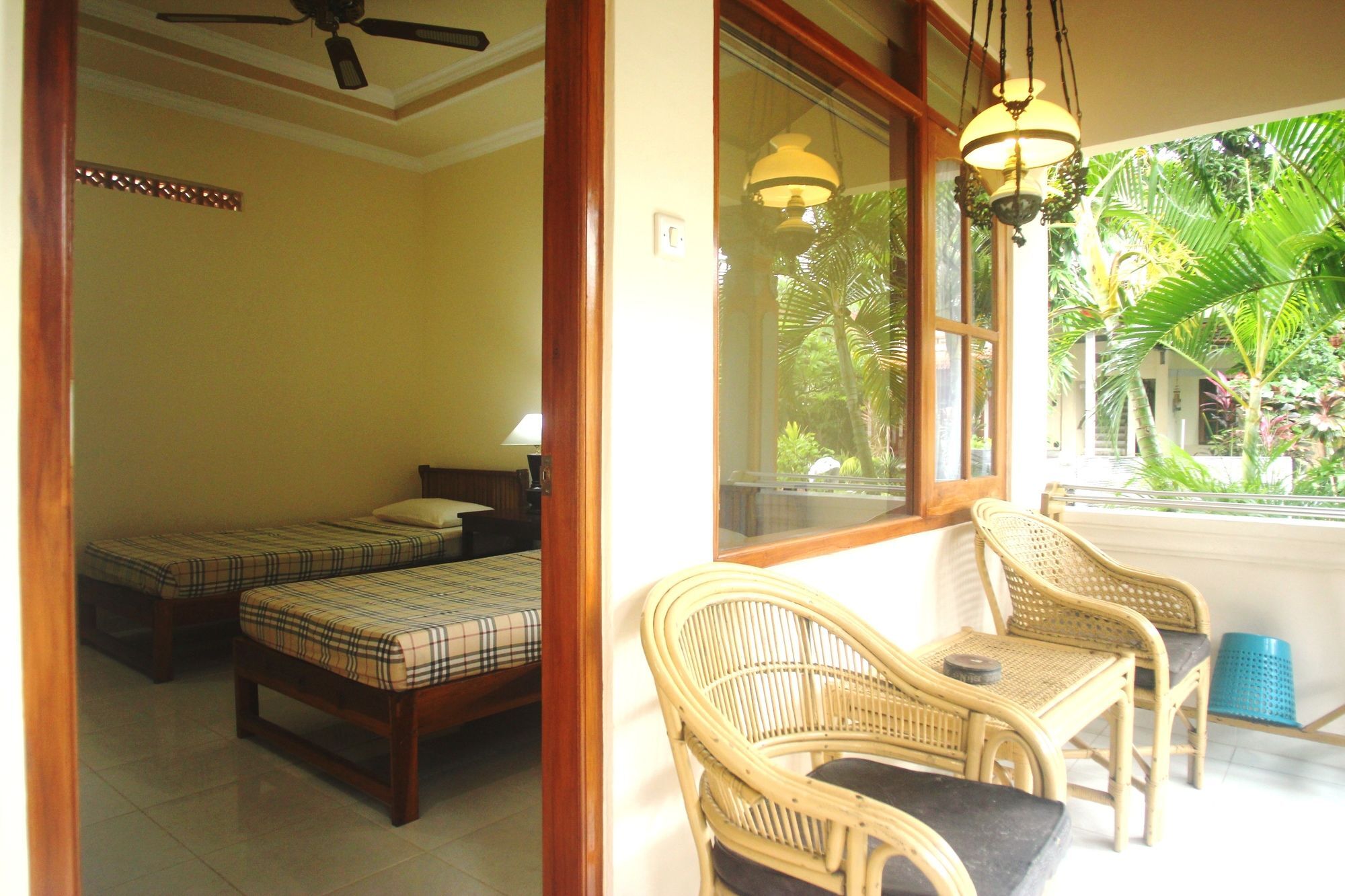Lovina Beach Hotel Pabean Buleleng Extérieur photo