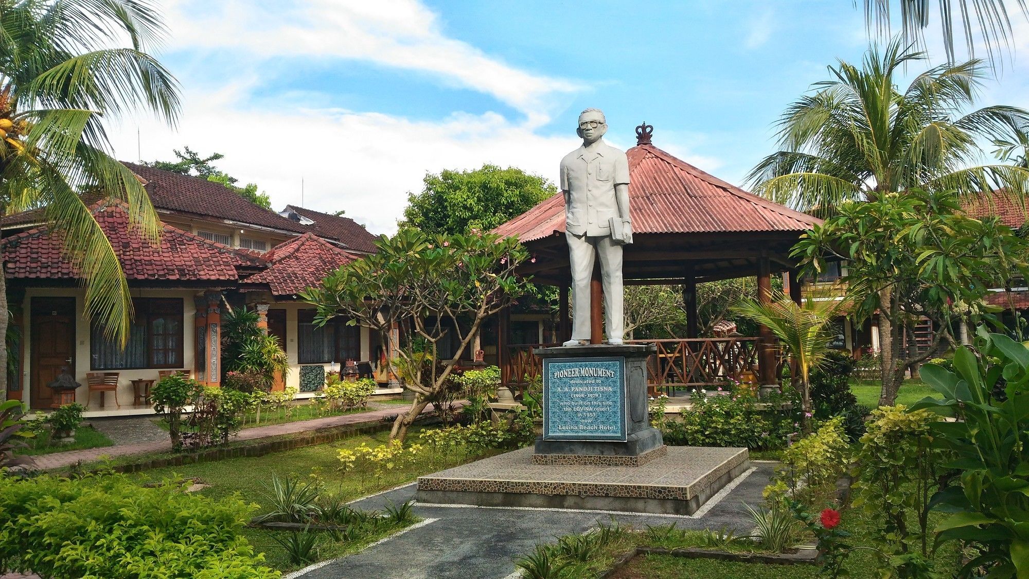 Lovina Beach Hotel Pabean Buleleng Extérieur photo